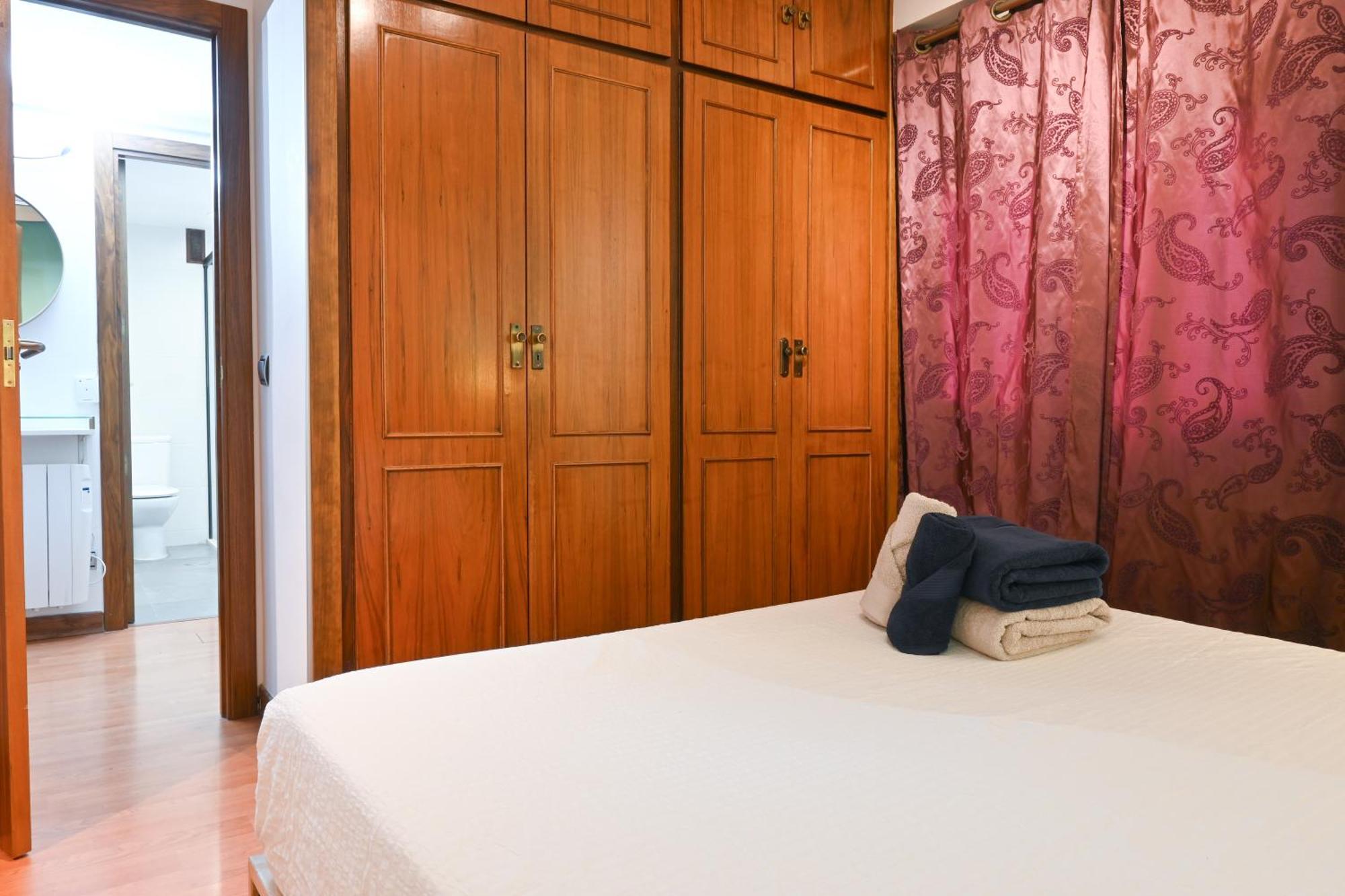 Appartamento For Acogedora Vivienda Temporal De 2 En Chamberi Eca10 *